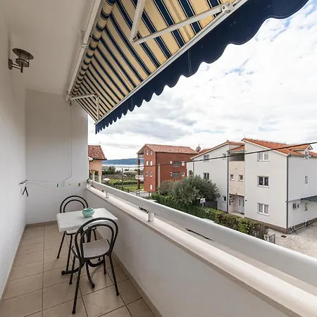 Lovely In Kastel Stafilic Appartement *